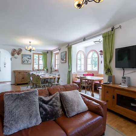 Spacious Villa In Zell Am See Near Ski Area, Cleaning Included Villa Zell am See